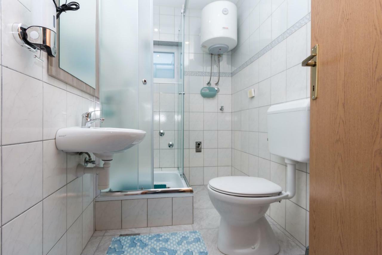 Aparthotel Emir 1 3*